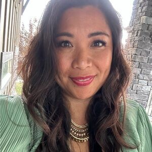 Meet your Posher, Anna-liza